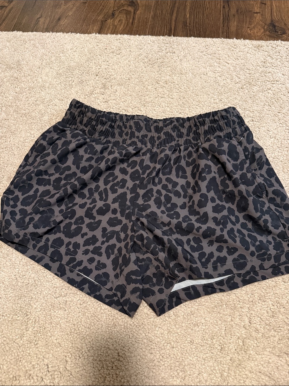 Women’s Magellan Black Leopard Print Active Shorts size large